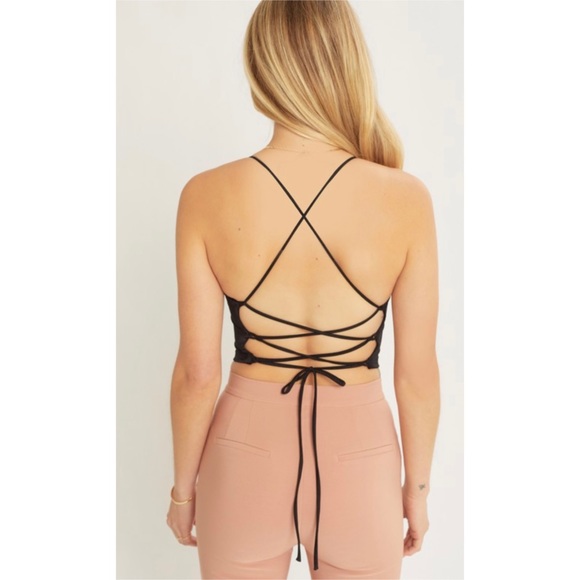 🆕Back criss cross tie cami top - Picture 8 of 8